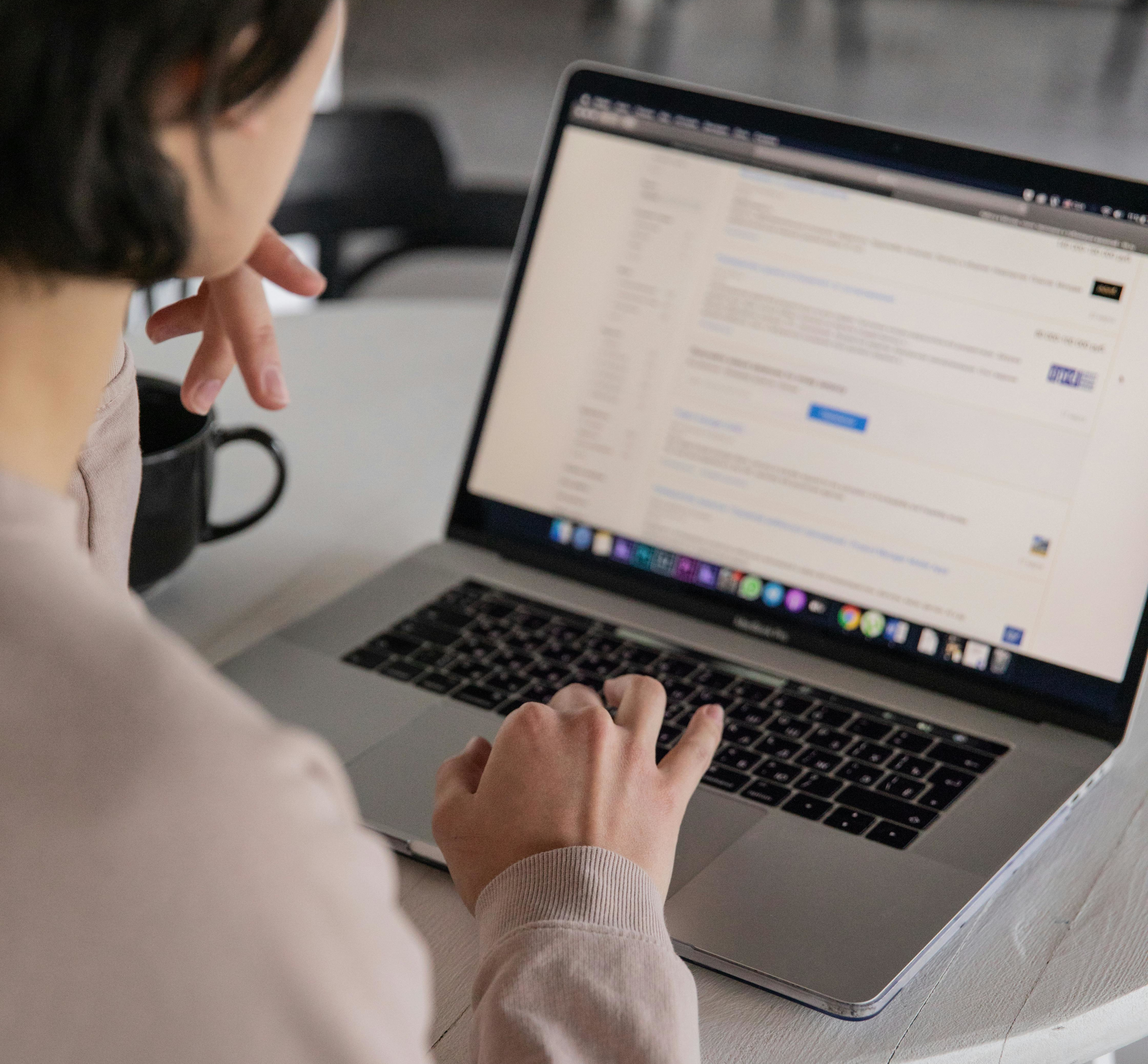 Ist Ihr Computer langsam? Finden Sie heraus, wie Sie Ihren PC und Laptop beschleunigen können!